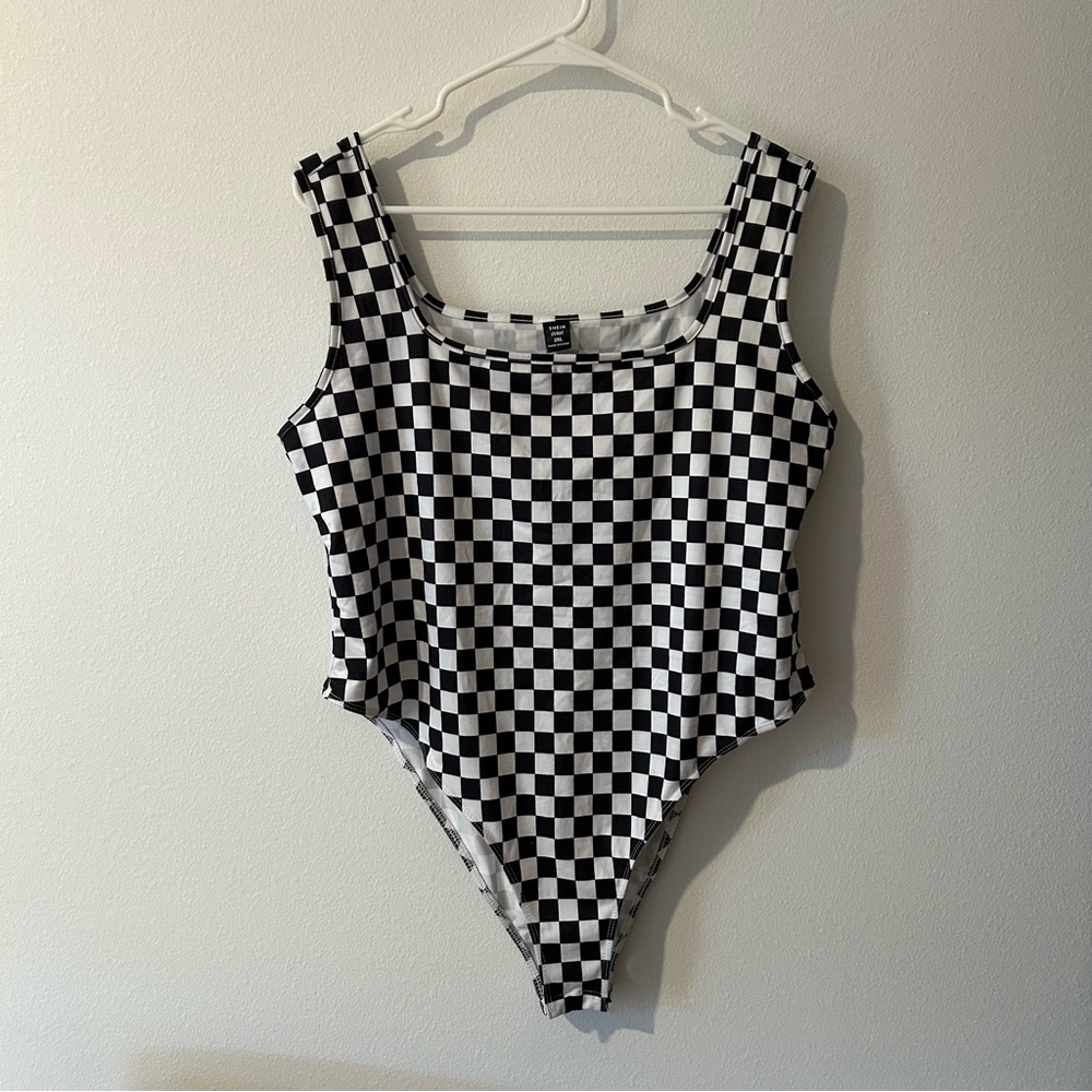 SHEIN Curve checkered bodysuit